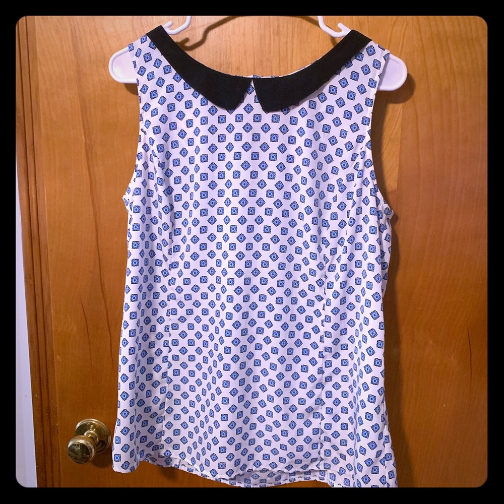 Tommy Hilfiger White and Blue Diamond Top- Medium